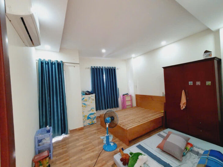 BÁN NHÀ ĐƯỜNG SỐ 6 DT 66m2 GIÁ 7.3 tỷ Linh Xuân Thủ Đức