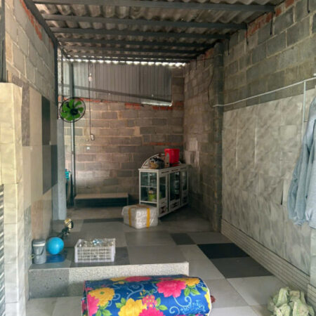 Bán nhà mặt tiền Ngô Gia Tự, Thị xã LaGi giá ngộp 2.5 tỷ sổ riêng