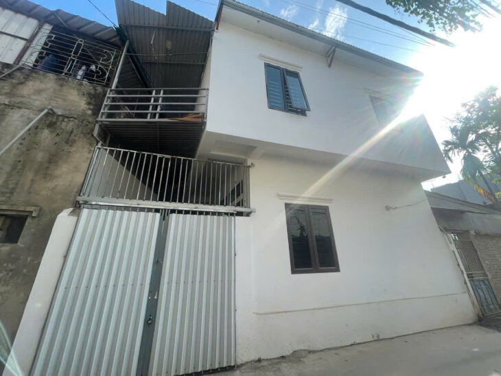 Bán nhà Trung Tâm Thị Trấn Chúc Sơn Diện tích :47,4m đất sẵn nhà 2 tầng – ô tô tránh