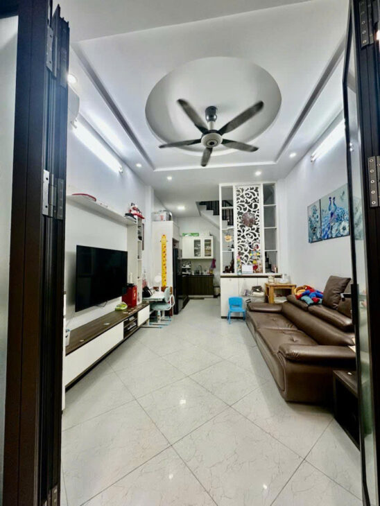 NHÀ ĐẸP KHƯƠNG ĐÌNH THANH XUÂN – FULL NỘI THẤT – DT30m2 GIÁ HƠN 7 TỶ