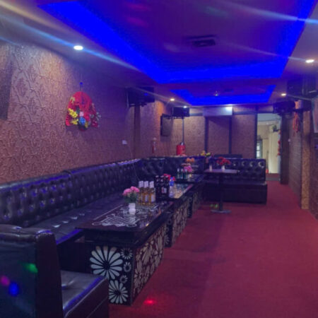CHO THUÊ VÀ SANG NHƯỢNG MẶT BẰNG 200m2 -77 Phố Nguyễn Khoái- P.Bạch Đằng. Hai Bà Trưng. Hà Nội Cách