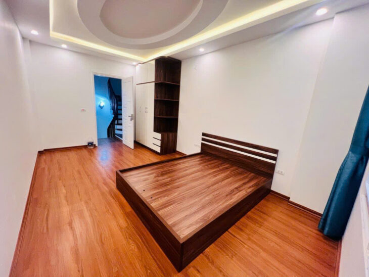 NHÀ TRẦN QUỐC VƯỢNG – 2 MẶT THOÁNG DT 30m2 5 tầng MT 3.5m Giá 7.68 tỷ