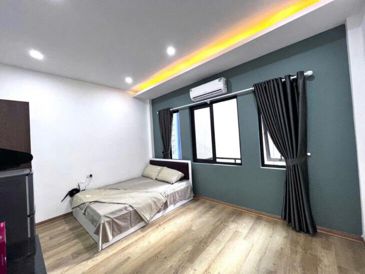 CCDV Pháo Đài Láng 9 Phòng DT 50tr/th Dt 52m2 5 tầng mặt tiền 4.6m Giá 12 tỷ