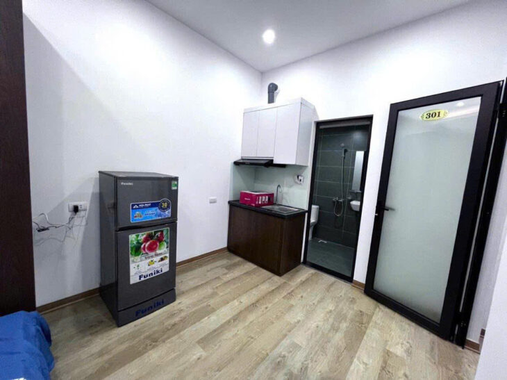 CCDV Pháo Đài Láng 9 Phòng DT 50tr/th Dt 52m2 5 tầng mặt tiền 4.6m Giá 12 tỷ