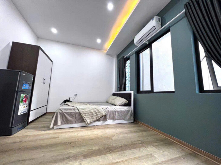 CCDV Pháo Đài Láng 9 Phòng DT 50tr/th Dt 52m2 5 tầng mặt tiền 4.6m Giá 12 tỷ