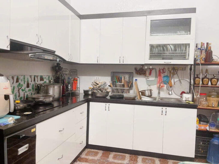 (BÁN NHÀ KHU THƯỢNG THANH – LONG BIÊN – 65M CHỈ 5.6 TỶ – VỊ TRÍ ĐẸP NHẤT PHỐ- 300M RA TTTM BIG C)