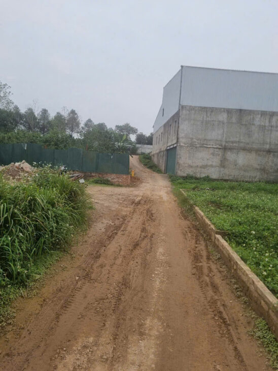 Quanh 2 tỷ làn 2 Ql6 tại Tiên Phương – giáp thị Trấn Chúc Sơn – Diện tích: 60m