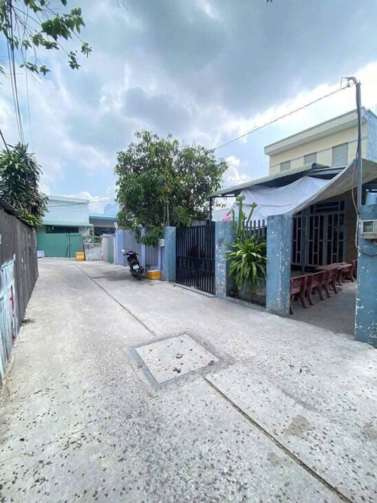 BÁN NHÀ MẶT TIỀN – ĐƯỜNG BÊ TÔNG 5M – THỊ TRẤN HÓC MÔN – GIÁ CHỈ 4,9 TỶ (THƯƠNG LƯỢNG)