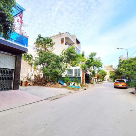 Đất tuyến 3 Khu 4 Vĩnh Niệm, 100m, ngang 5, gần VinMec, Giá 60 tr/m