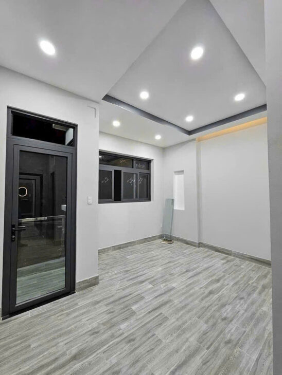 HUỲNH TẤN PHÁT P. Phú Thuận Phú Mỹ Hưng vip Q7 NGANG 5 DÀI 14 XÂY MỚI 4 TẤM CÓ 7 TỶ XE HƠI