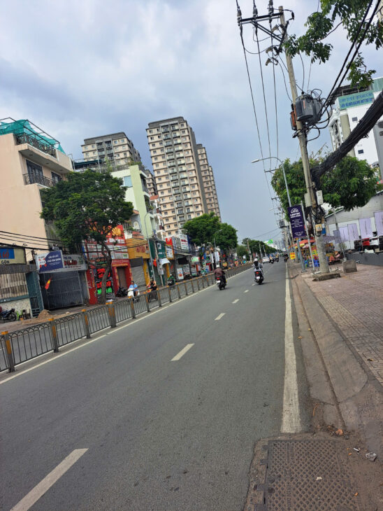 BÁN NHÀ MẶT TIỀN HẺM KINH DOANH NGUYỄN THỊ THẬP, QUẬN 7 – XE HƠI ĐỖ CỬA – 4 TẦNG – GIÁ CHỈ NHỈNH 8