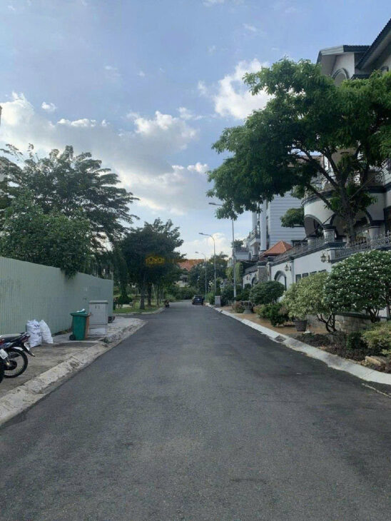 Bán nhà mặt phố Nam Hòa, P. Phước Long A, Q.9, 160m², 14.5 tỷ, sổ đỏ