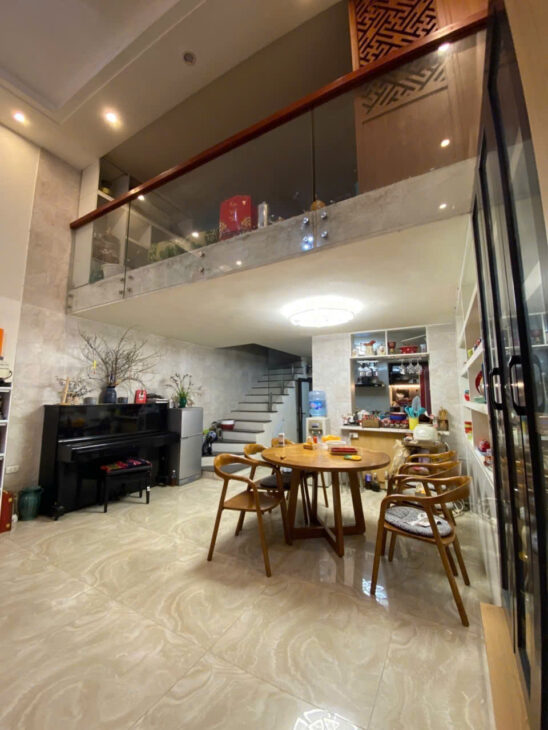 Bán nhà BỒ ĐỀ,LONG BIÊN , 100m 5T giá 26 ty oto KD