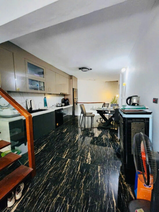 Bán nhà mặt phố quận Thanh Xuân, 50m2, 5 tầng, giá 15.5 tỷ.
