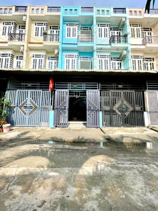 Bán Nhà Ngay Trường Nguyễn Văn Thệ 1 trệt 2 lầu 4PN-Đường 6m- DT 3,2x14m tặng full nội thất chỉ 2,3