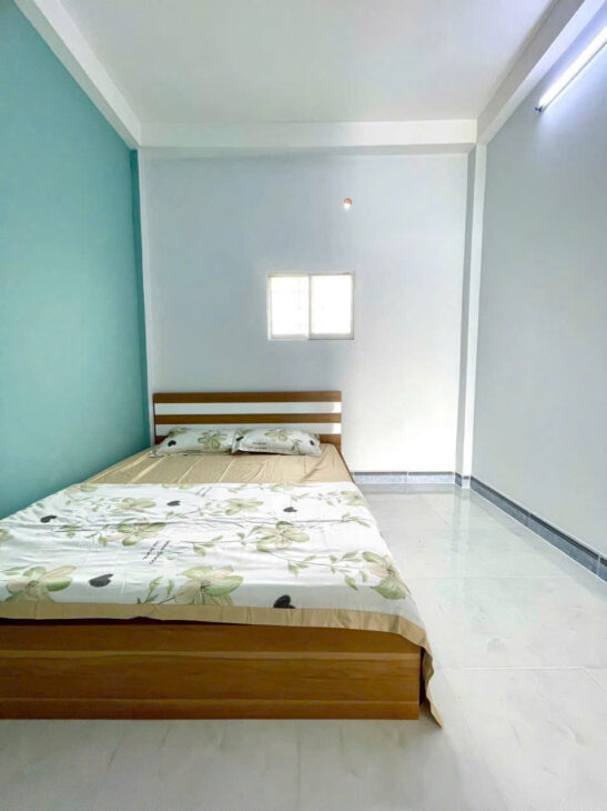 Bán Nhà Ngay Trường Nguyễn Văn Thệ 1 trệt 2 lầu 4PN-Đường 6m- DT 3,2x14m tặng full nội thất chỉ 2,3