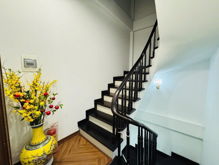 NHÀ CỰC PHẨM 279 ĐỘI CẤN- 40M x 5 TẦNG, MẶT TIỀN 6M GIÁ CHỈ 10 TỶ