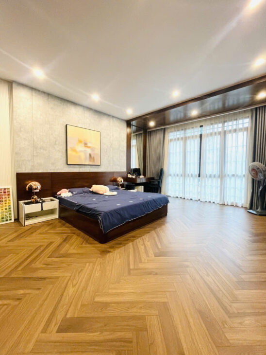 BÁN TÒA NHÀ LÔ GÓC HÀNG CÓT- HOÀN KIẾM, 110 M2, MT 11 M, GIÁ 138,8 TỶ.