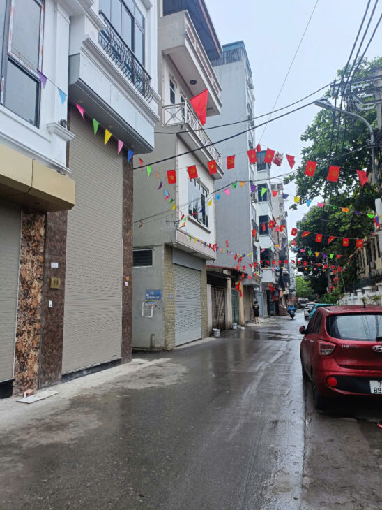 Bán nhà Văn Minh 68.5m2- 5T, Gara ôtô, đường thông KD, 10.tỷ68