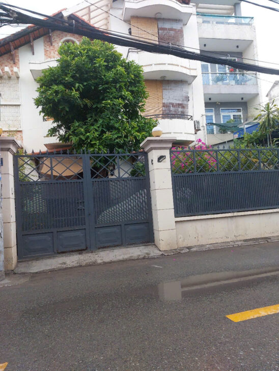 Bán nhà đẹp Nguyễn Thị Định, hẻm Oto, khu dân cư dân trí cao giá chỉ 9,55 tỷ ,trung tâm quận 2 vui