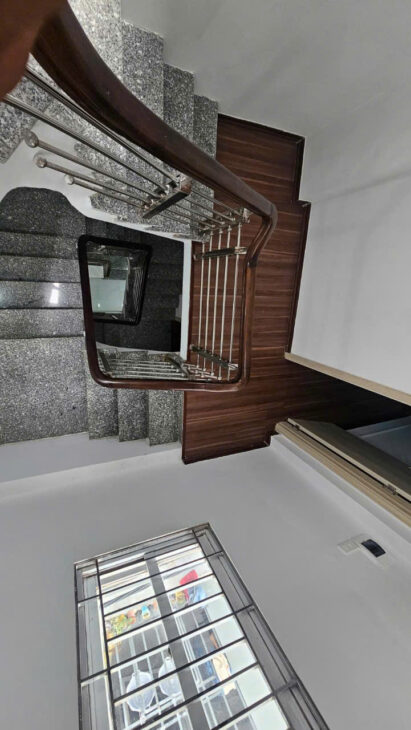 BÁN NHÀ TRUNG TÂM VĂN QUÁN – NGÕ RỘNG XE MORNING ĐỖ CỬA – Ô CHỜ THANG MÁY MINI