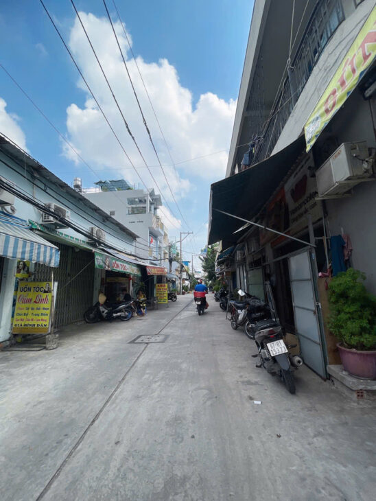 BÁN NHÀ TÂN HÒA ĐÔNG – ĐƯỜNG NHỰA 5M THÔNG – NGANG 5.2 – NHỈNH 5 TỶ 2