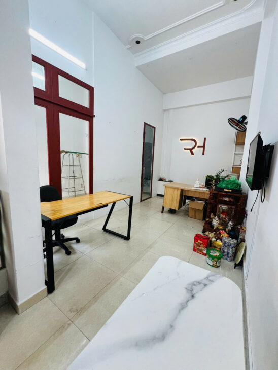 Cho thuê mặt bằng trệt 30m2 phù hợp văn phòng, buôn bán nhỏ