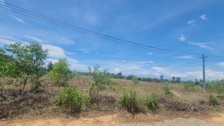 Bán 1.5 hecta mặt tiền Nguyễn Minh Châu, thị xã LaGi giá ngộp 333k/m2