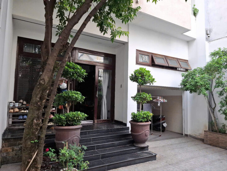 BIỆT THỰ MINI NGHỈ DƯỠNG NGAY TRUNG TÂM TÂN BÌNH – CÓ HẦM XE, GIẾNG TRỜI – GIÁ 28.5 TỶ