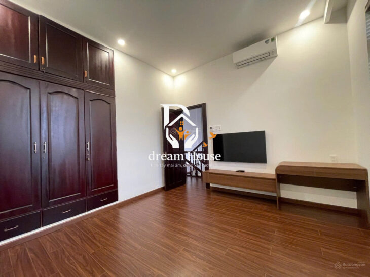 ???? Bán nhà 3 tầng đẹp hẻm Lê Hồng Phong – Phước Hải – Trung tâm TP Nha Trang – Giá 5.9 tỷ