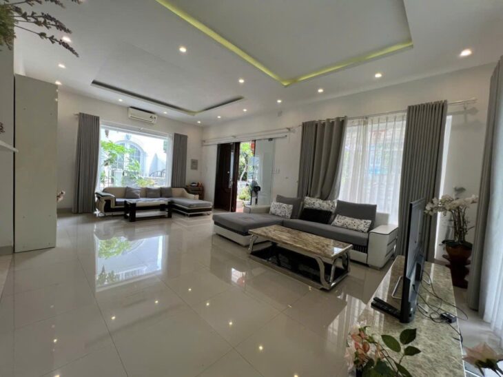 Bán nhà full nội thất như hình 5ty6 thuộc KĐT Vĩnh Điềm Trung, Nha Trang