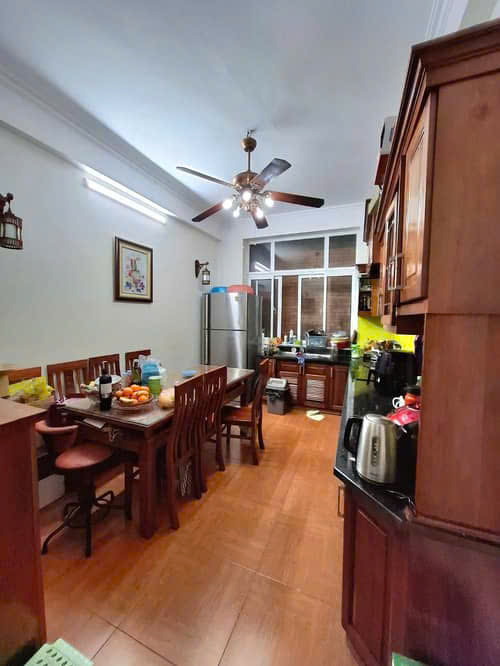 Bán gấp nhà Đại Từ, Linh Đàm, phân lô, ô tô đõ vỉa hè, 50m2, giá 14 tỷ