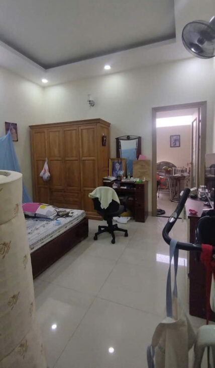 BÁN NHÀ 3 TẦNG TRẦN XUÂN SOẠN, Q7 – XE HƠI ĐỖ CỬA – GIÁ CHỈ 8.X TỶ, LH 0938827657 MS TUYỀN