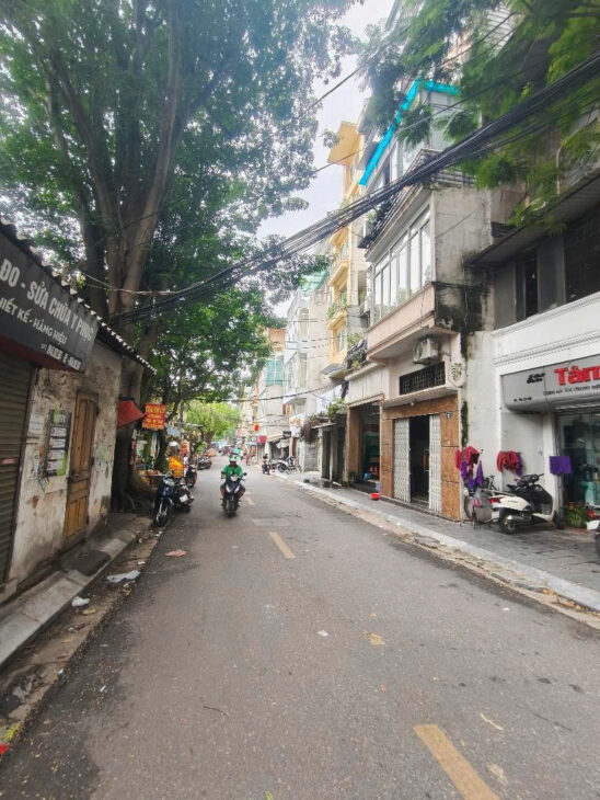 BÁN NHÀ 3 TẦNG, LÒ ĐÚC, VỊ TRÍ ĐẸP, ĐẦU TƯ SINH LỜI, Ở SƯỚNG, GIÁ 9 TỶ