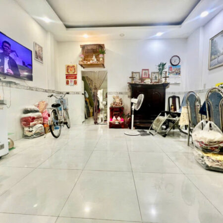 NGANG 4.7 X 13.5 M – 2 TẤM TRUNG TÂM Q4 CÓ 89 TRIỆU M 2