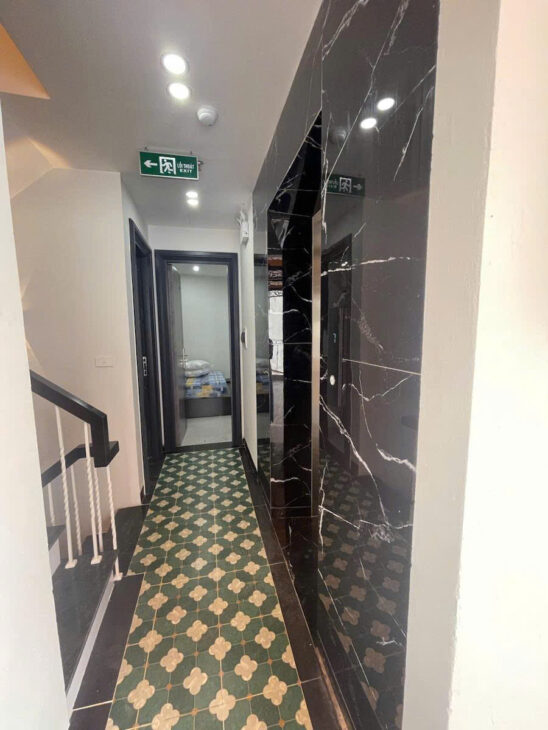 Bán tòa Chung cư mini phố Trịnh Công Sơn, Tây hồ, 70m2 – 7t – mt 6m – 3 bước ra mặt phố – 22 phòng