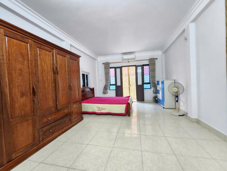 Bán Nhà Nam Dư Lĩnh Nam 42m 5 Tầng 5 phòng Tặng Hết Nội Thất Sổ Đỏ Riêng