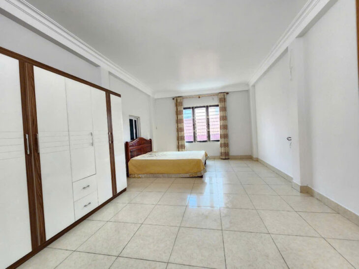 Bán Nhà Nam Dư Lĩnh Nam 42m 5 Tầng 5 phòng Tặng Hết Nội Thất Sổ Đỏ Riêng