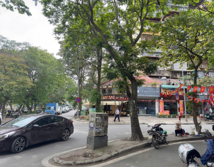 Bán nhà Trần Huy Liệu 40/70 Tầng 2, mt 5m , 4.8 tỷ Ba Đình- VỊ TRÍ VIP VIEW HỒ – THANG MÁY- FULL