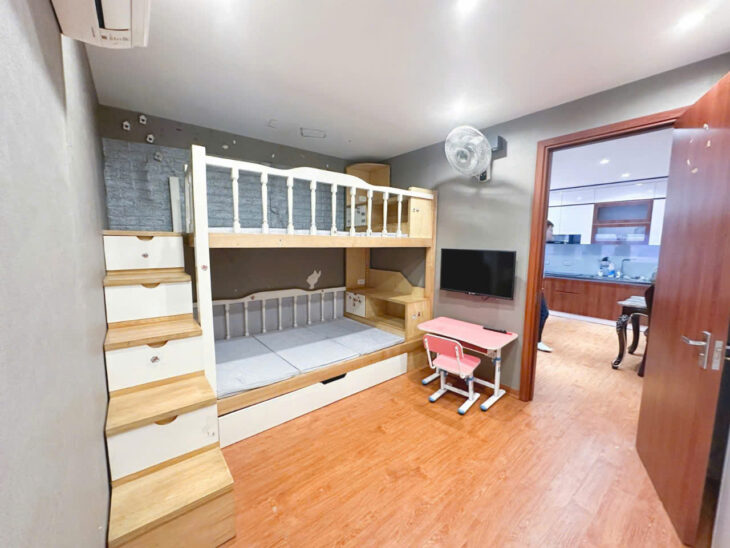 Bán nhà Trần Huy Liệu 40/70 Tầng 2, mt 5m , 4.8 tỷ Ba Đình- VỊ TRÍ VIP VIEW HỒ – THANG MÁY- FULL