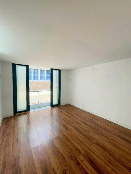 Sát mặt tiền đường Ngang 3.2 x 5 – 3 tấm có 2 tỷ