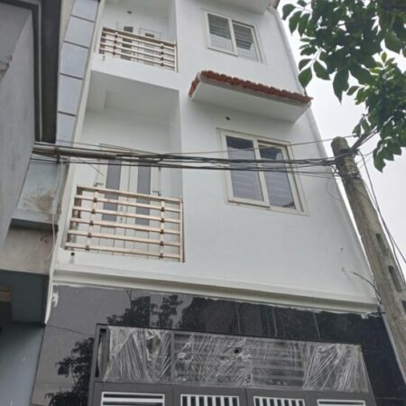 Bán nhà Tả Thanh Oai dân xây độc lập lô góc 3 tầng, 4 ngủ,ở ngay 4.5 tỷ 0702121992