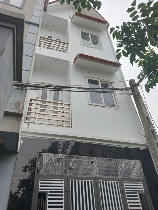 Bán nhà Tả Thanh Oai dân xây độc lập lô góc 3 tầng, 4 ngủ,ở ngay 4.5 tỷ 0702121992