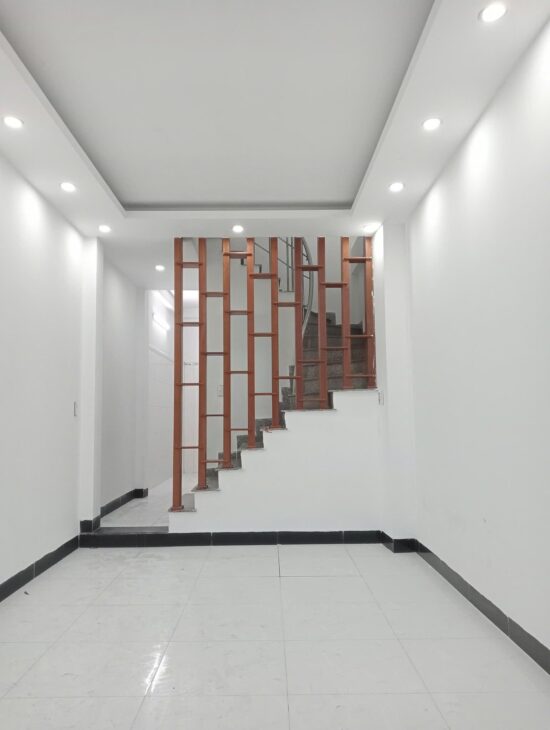 Bán nhà Tả Thanh Oai dân xây độc lập lô góc 3 tầng, 4 ngủ,ở ngay 4.5 tỷ 0702121992