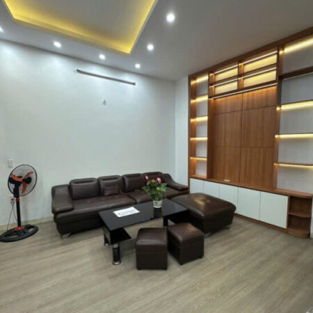 NHÀ ĐẸP PHỐ TRẠM – LONG BIÊN – FULL NỘI THẤT – GIÁ CHỈ 6 TỶ – CHỦ CẦN BÁN GẤP