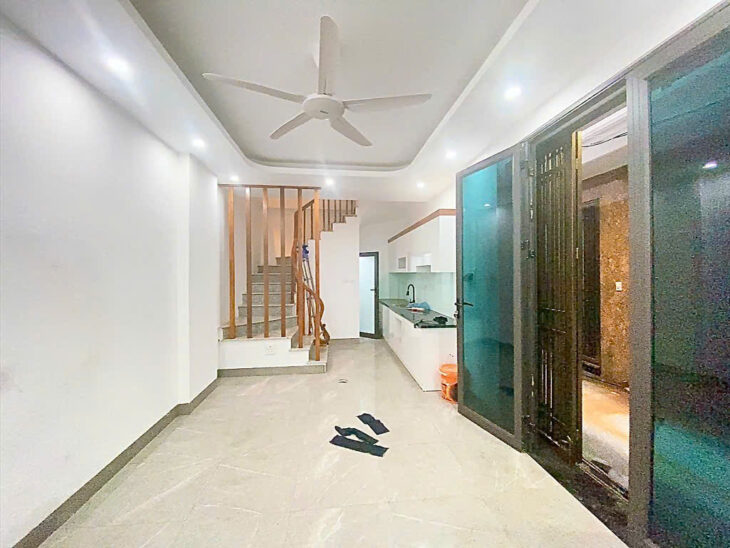 BÁN NHÀ DƯƠNG QUẢNG HÀM 40M, 6 TẦNG, THANG MÁY, GẦN ÔTÔ, GIÁ 8.5 TỶ