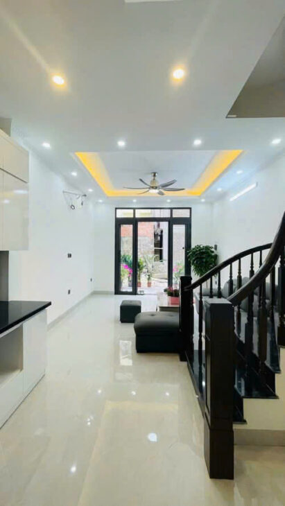 bán căn nhà mới xây 5 tầng FULL NỘI THẤT – YÊN HÒA, cầu giấy giá 7ty500tr 036.214.6202