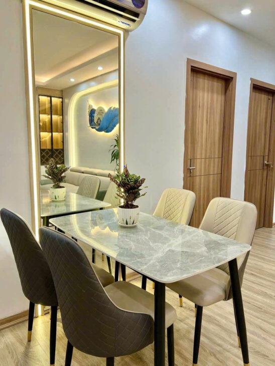 Bán căn hộ tòa Nơ 5 Pháp Vân, sổ đỏ, 82.3m2, 3 ngủ, giá chỉ 4 tỷ mấy chục