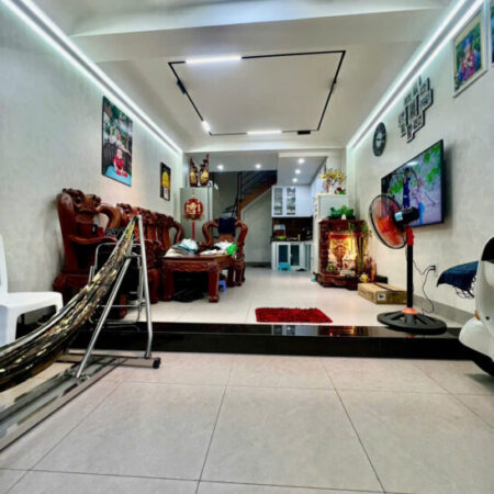 MẶT TIỀN TÂN VĨNH Q4 CÓ 5 TỶ ĐÚC XÂY MỚI 4 TẤM