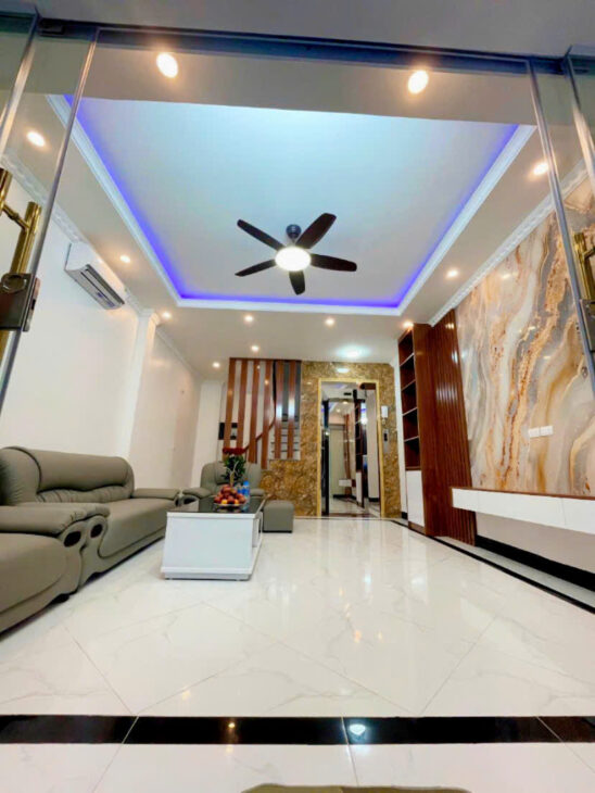 BÁN NHÀ XUÂN ĐỈNH, 38M,5 TẦNG, NGÕ NÔNG, GẦN ÔTÔ, FULL NỘI THẤT, PHÂN LÔ – CHỈ 7.15 TỶ